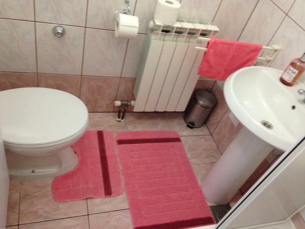 SanMari Hotel Novi Vinodolski Bagian luar foto